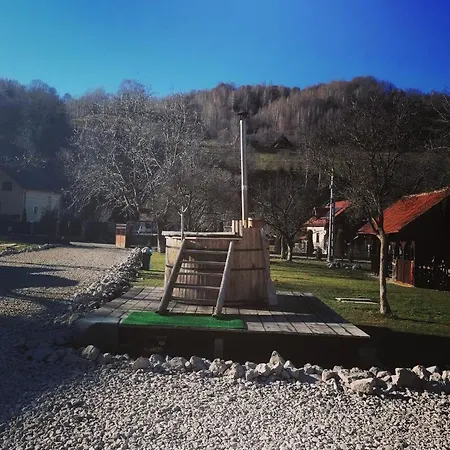 Voinescu House - Natural Living & Eating